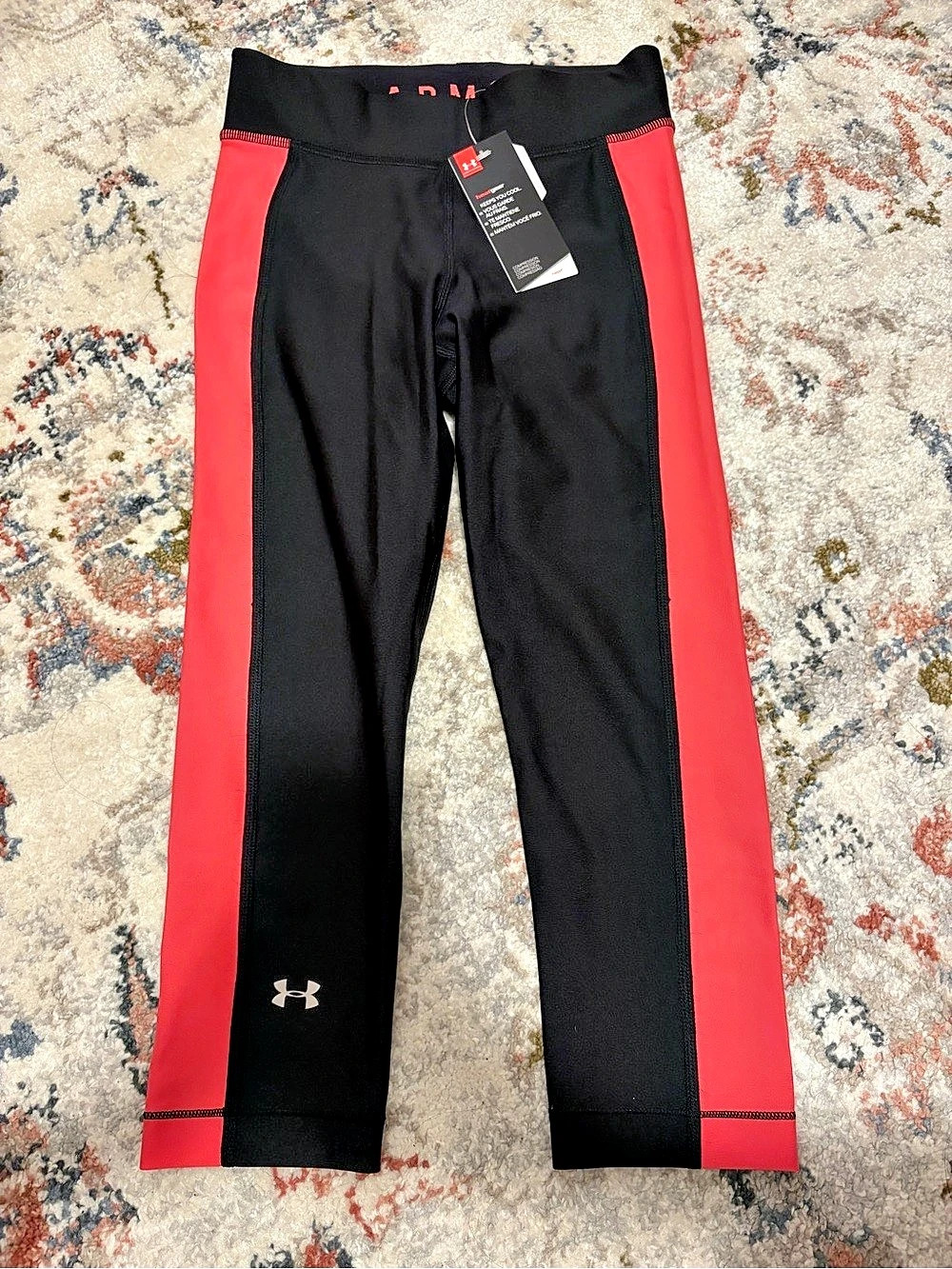 Under Armour HeatGear Compression Capri Leggings - Small